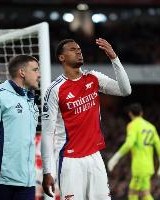 新葡京-下周将战皇马！英媒：阿森纳面临防线危机 阿尔特塔阵容选择有限