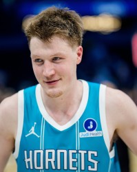 新葡京-追梦谈最佳新秀：克尼佩尔表现+战绩双重碾压 有啥理由不给他？