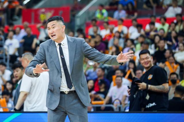 1729217876205015734.jpg #(体育)(3)篮球——CBA常规赛:广东华南虎不敌天津先行者XxjpseC007173_20231101_PEPFN0A001.jpg